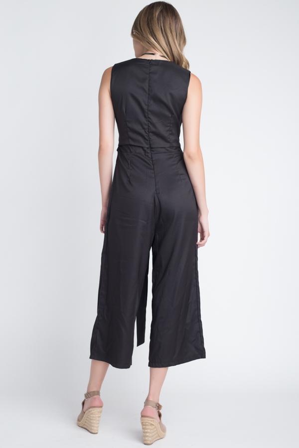 Tie jumpsuit with slit